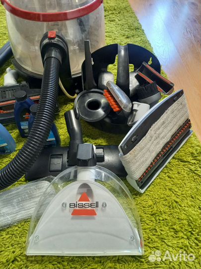 Моющий пылесос bissell