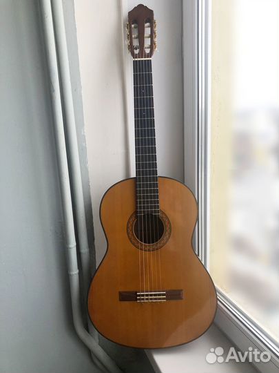Классическая гитара yamaha C70