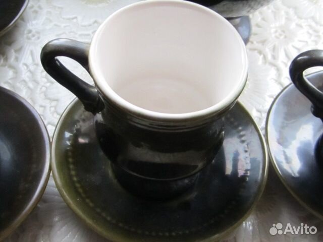 Графин и чашки