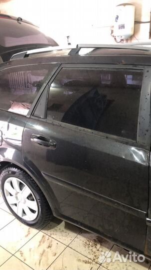 Задняя правая дверь chevrolet lacetti универсал
