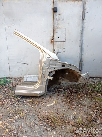 Четверть передняя правая Hyundai Solaris I