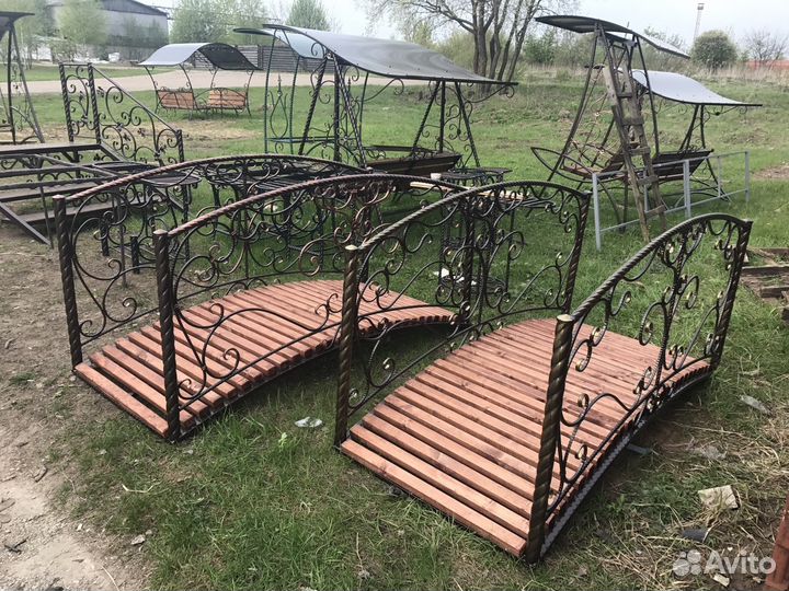 Мостик кованый