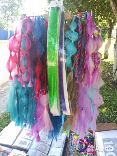 Канекалон. Цветные пряди. Резинки