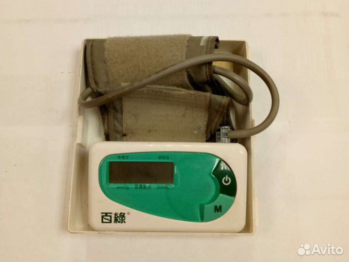 Тонометр в кейсе