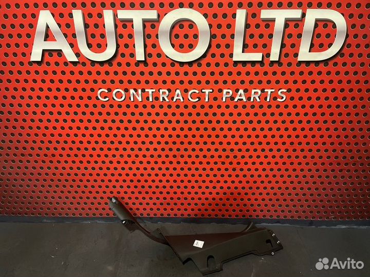 Обшивка стойки правая Porsche Macan 95B 2016