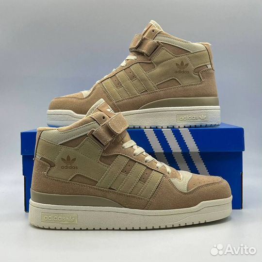 Кроссовки adidas зимние