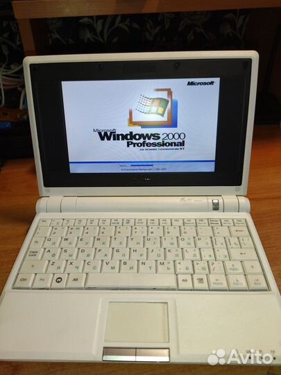 Нетбук Asus EEE PC 2G Surf