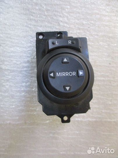 Кнопка регулировки зеркал Kia Rio 3 (UB\QB)