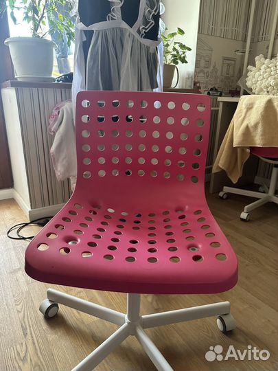 Стул IKEA на колесиках