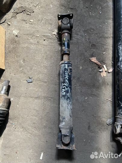 Карданный вал передний Kia Sorento 1 D4CB 2.5 CRDi