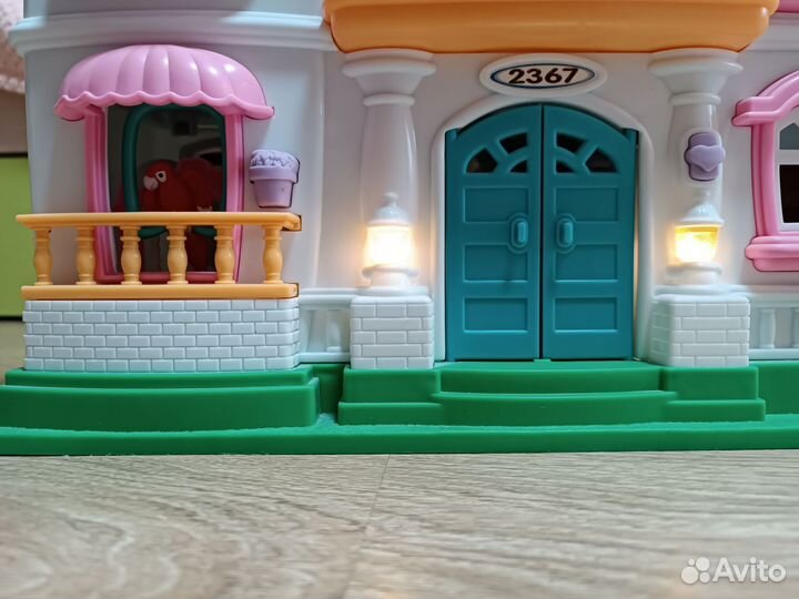 Домик кукольный