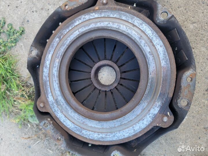 Корзина и диск сцепления москвич 412