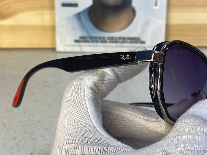 Очки Ray Ban x Ferrari