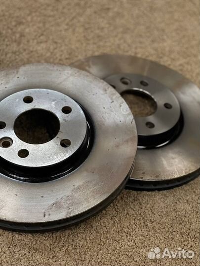 Тормозные диски TRW на Volkswagen