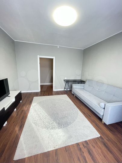2-к. квартира, 56 м², 5/5 эт.