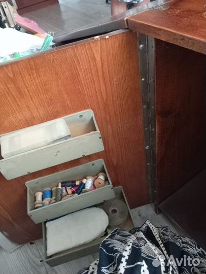 Швейная машина ножная Veritas