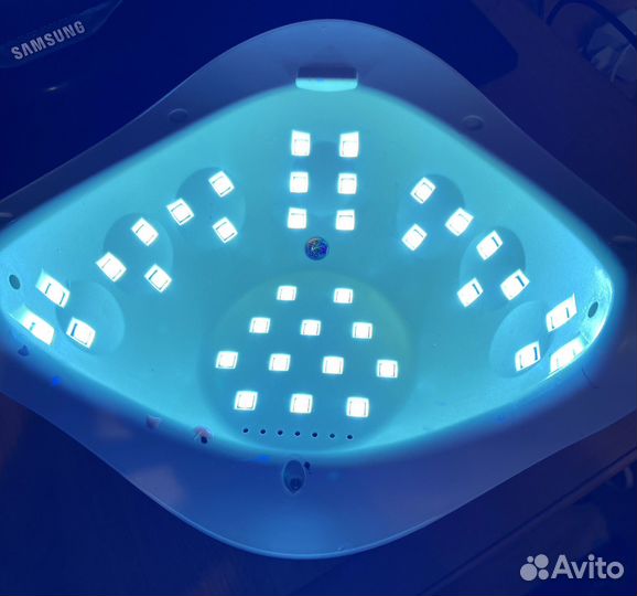 Лампа для ногтей