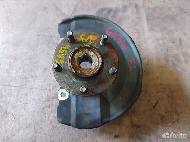 Поворотный кулак передний ступица Митсубиши Лансер