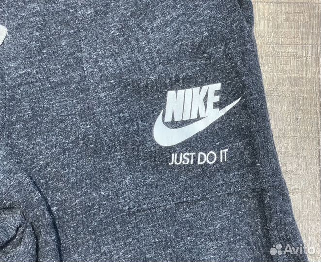 Спортивные штаны бриджи Nike женские S