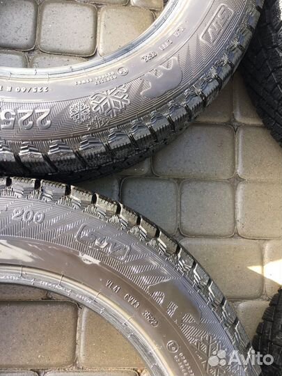 Gislaved Soft Frost 200 SUV 225/60 R17 103T