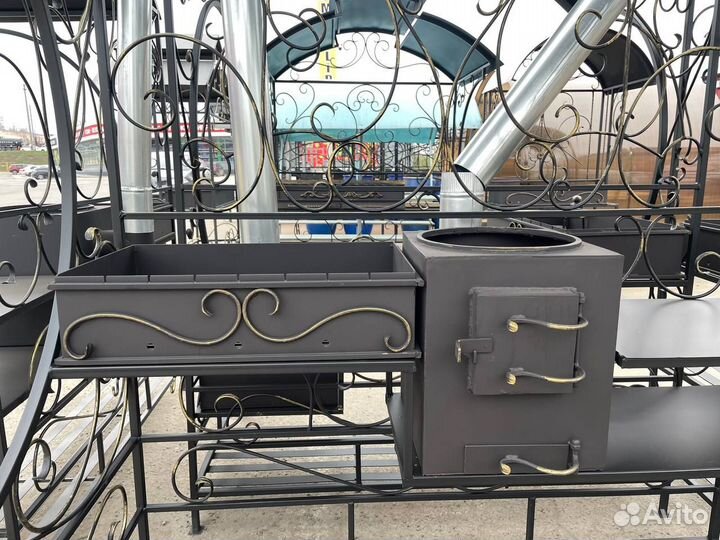 Мангал с печью под казан и крышей