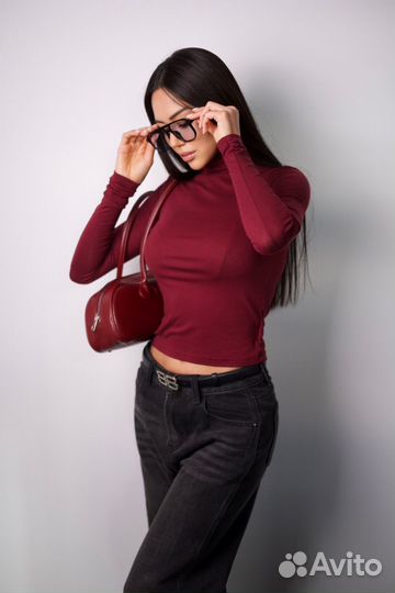 Лонгслив женский укороченный