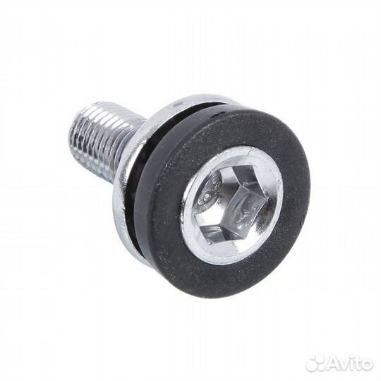 Болт для крепления шатунов