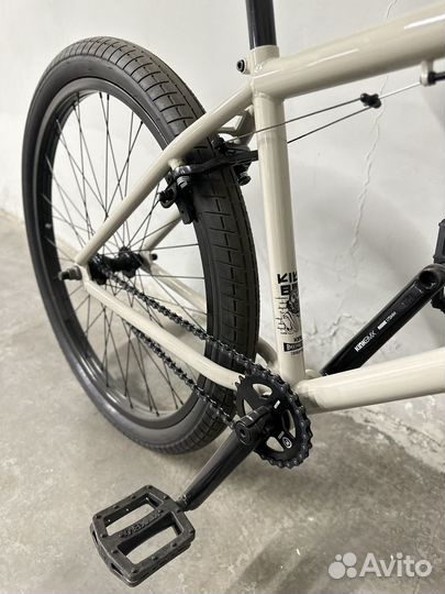 BMX Велосипед Kink Drifter 26'' (белый)
