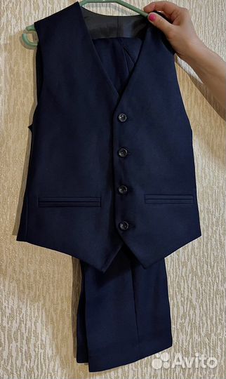 Жилетка с брюками