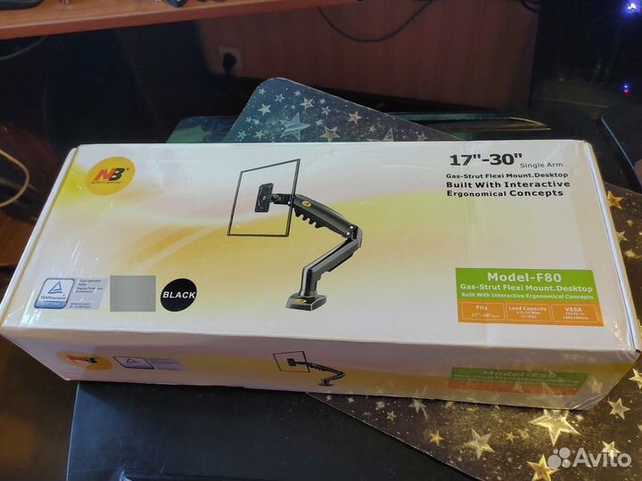 Кронштейн для монитора NB-F80 новый