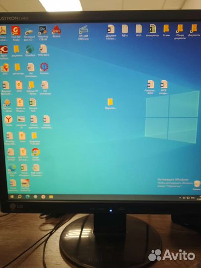 Монитор LG flatron L1942s