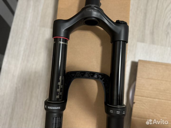 Новая вилка RockShox Revelation RC 29