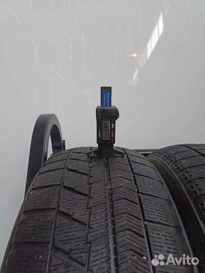 Bridgestone Blizzak VRX 205/60 R16