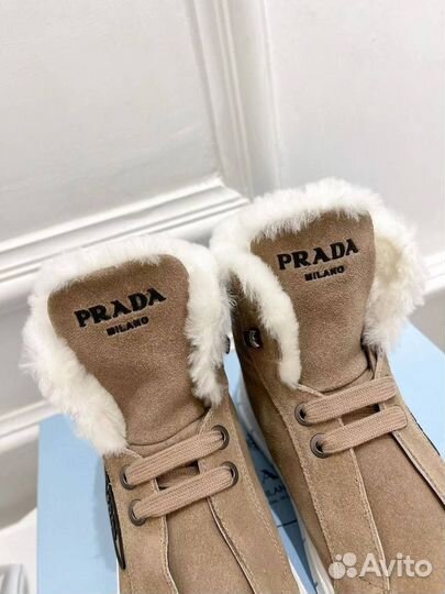 Женские ботинки Prada польностью натуральный