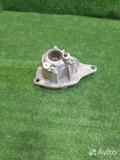 Опора заднего правого амортизатора вольво s60