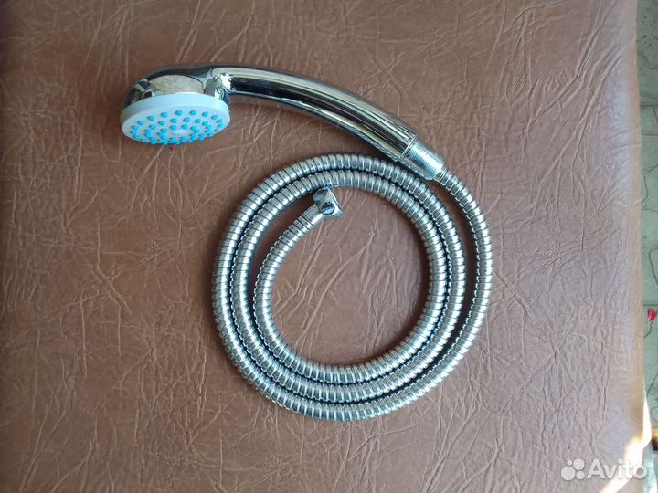 Лейка с шлангом