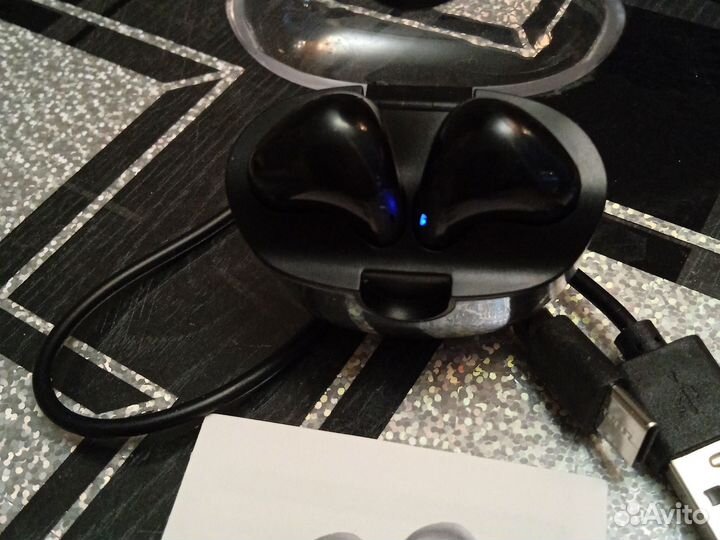 Беспроводные наушники