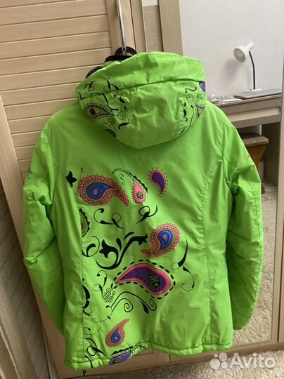 Горнолыжная куртка женская