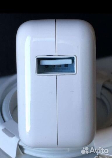 Зарядка на iPhone 12 w 2.4 A Оригинал