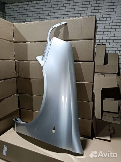 Крыло калина левое цвет серебристый платина