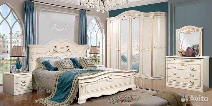 Спальный гарнитур