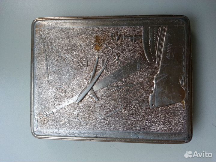 Портсигары б/у, мундштук, обуви.ложка