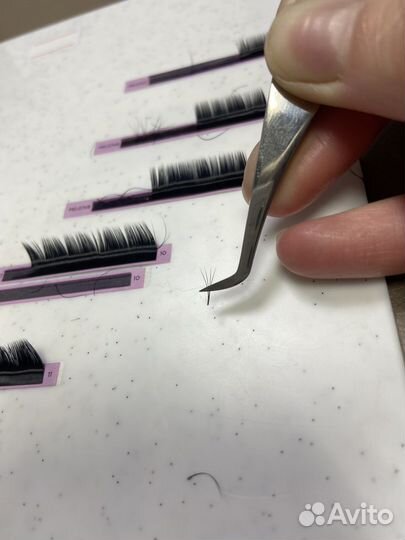 Пинцет для ресниц