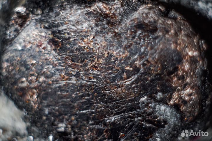 Флогопит, эвдиалит, апатит