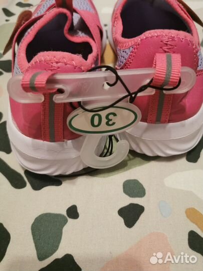 Кроссовки слипоны