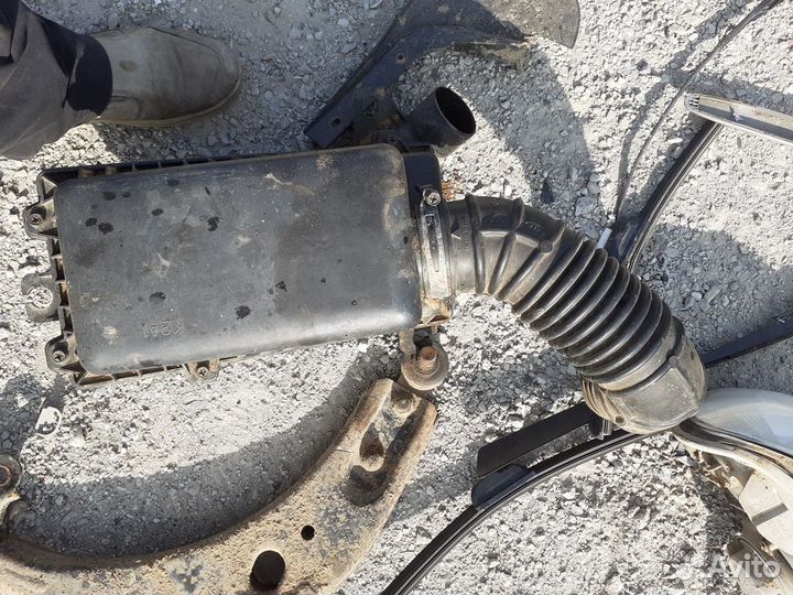 Корпус воздушного фильтра Kia Spectra