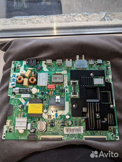 Материнская плата телевизора ue55tu7090uxru