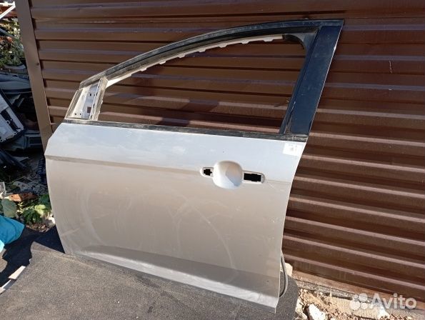 Ford Focus 3 Дверь передняя левая бу оригинальная