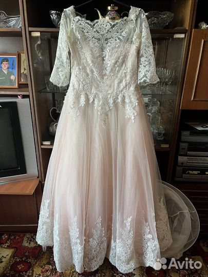 Платье свадебное