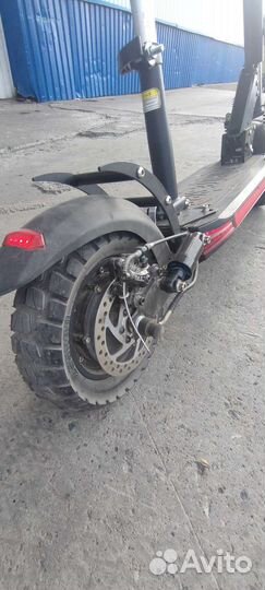 Электросамокат с сиденьем